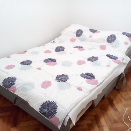 Tami Apartment Нови Сад Екстериор снимка